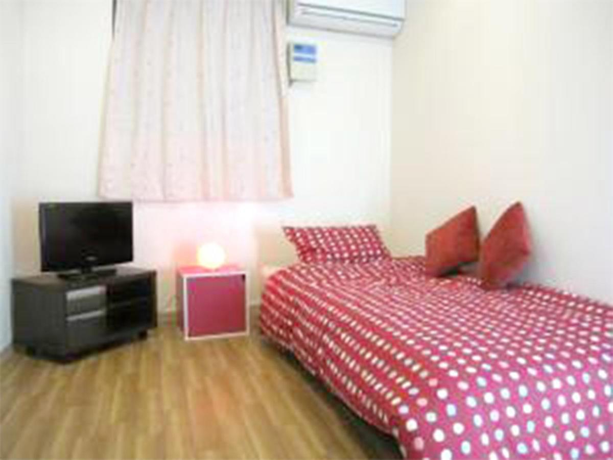 Guest House Fukutomi - Female Only Naha Ngoại thất bức ảnh