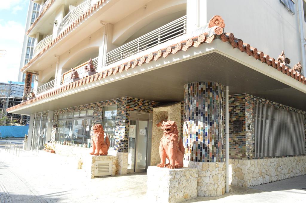 Guest House Fukutomi - Female Only Naha Ngoại thất bức ảnh